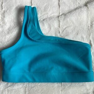 Alo yoga sports bra